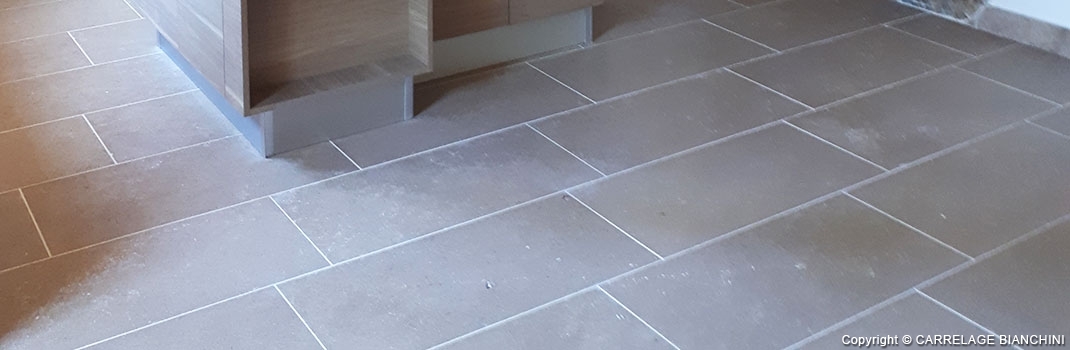 Laying interior tiles