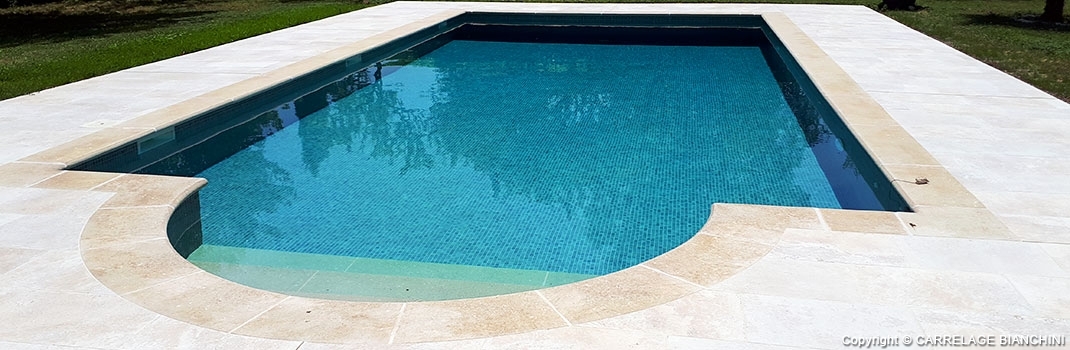 Installation of swimming pool tiles